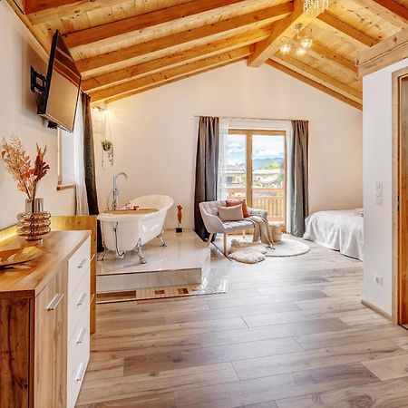 Landhaus Trinis - Kleine Kaffee Tee Theke Mit Kuehlschrank - Parkplatz Rotta Extérieur photo